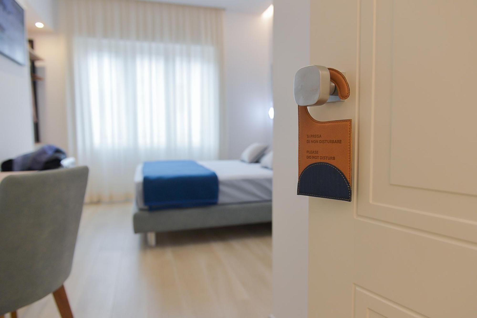 Charming Rooms Amalfi Coast مايوري المظهر الخارجي الصورة